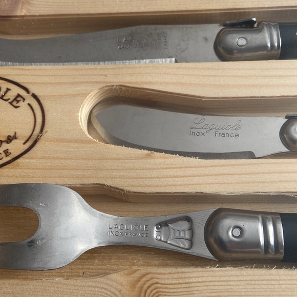 Laguiole Sets 3-Piece Serving Cutlery Set Black and 4-Piece Cheese Knives Black - Picture 6 of 9